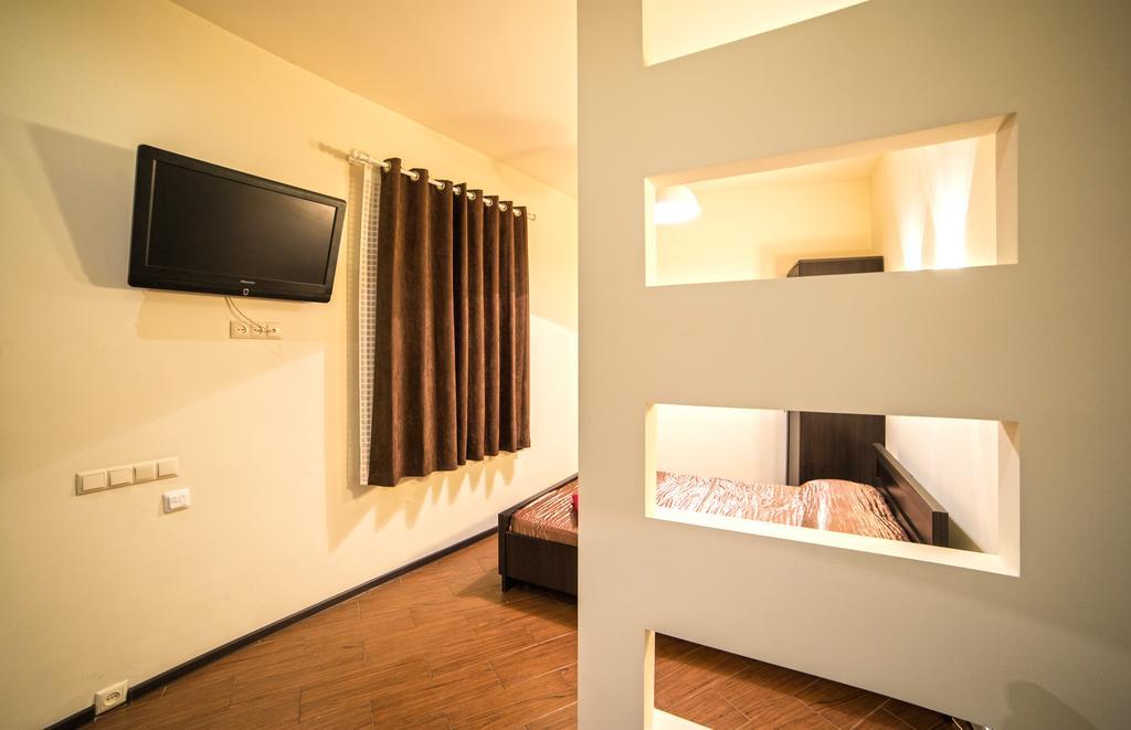 Apartment On Rappoporta 7B - 2 Lviv Eksteriør billede